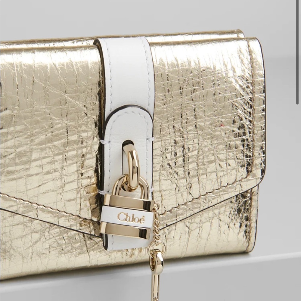 NWT Chloe wallet